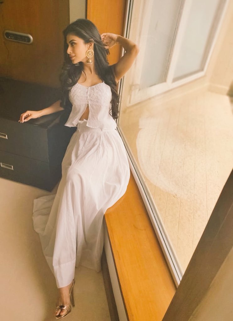 Roymouni's tweet photo. Soft whites ...
#GoldPromotions x https://t.co/AqYto6SIVg