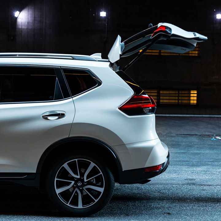 CrowleyAuto's tweet photo. Packing in a last minute #Sunday trip. #NissanRogue #bristolct https://t.co/bTY1MmfJ1e