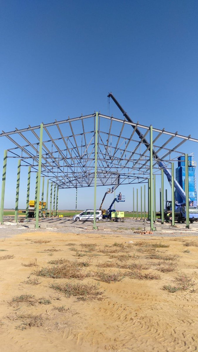 Metalica_Dumar's tweet photo. 📌Metálica  Dumar ofrece servicios de fabricación de maquinarias y estructuras,  adaptándose a las peticiones y diseños de los clientes. Nuestros medios  técnicos ofrecen soluciones globales a las necesidades que plantean  todos los sectores‼️‼️ 
 #Nave #Silo #Metálica https://t.co/m0nglSauTo