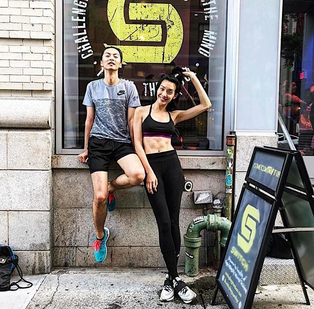 michaelwramzy's tweet image. RT Neon_Coat Sweating out the weekend at @switchplaygroundnyc with @gift_gil and @davidwonderland .
.
.
.
.
#neoncoat #modelbehavior #model #nyc #newyorkcity #fitness #health #motivation #gym #healthy #fit #fitspo #workout #train #active #strong #lifesty…