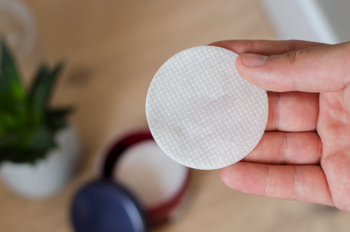 AnthoPo's tweet photo. 💿💧#BEAUTE 💿💧
Les disques au peeling, ça vous parle ?
Je teste pour vous ceux de chez @lorealparisfr #revitaliftlaserX3
Revue sur https://t.co/TxY0F51MkH 👈🏼 https://t.co/322mx2LxhU