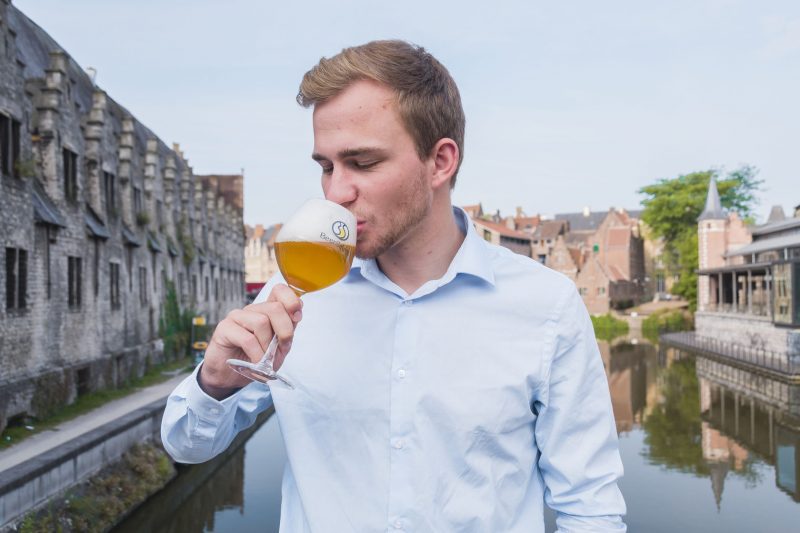 Bierflash's tweet photo. Beerselect groeit gestaag https://t.co/iU1nrgeLoH #beerselect #startup @Stadgent https://t.co/id2GlAyeDS https://t.co/L43z9IImqP