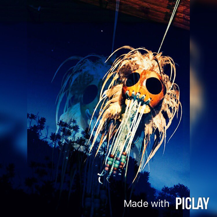 imaVaVigirl's tweet photo. dare u to put ths as ur new wallpaper Lol ☺️✨💙💀👹 #threadthis💋✌🏼 https://t.co/2i3bbVZ0Y2