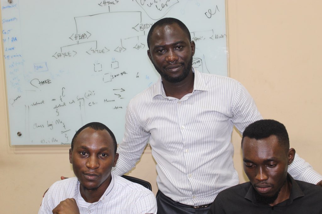 RelianceInfoSys's tweet image. When colleagues become friends. 👫👯‍♀️
#InternationalFriendshipDay #HumansOfReliance #RelianceInfosys