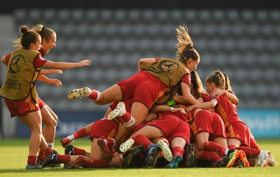 A3Noticias's tweet photo. #ÚLTIMAHORA ⚽ La @SeFutbolFem sub-19 se proclama campeona de Europa ante Alemania (1-0) https://t.co/4HDCzJigUg #WU19EURO https://t.co/rmgsslDool