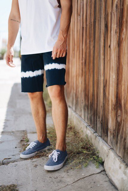 RUSTICDIME's tweet photo. Monday Blues: our Navy Band Shorts. #rusticdime Perfect for the ☀️summer days.
(Available in black and dusty pink as well) 

SHOP NOW —-> https://t.co/jaL8HCwAVC

#mensstyle #MondayMotivation #LosAngeles #OOTD #menswear #fashionista #SummerMagic https://t.co/fJlvRDsVCT