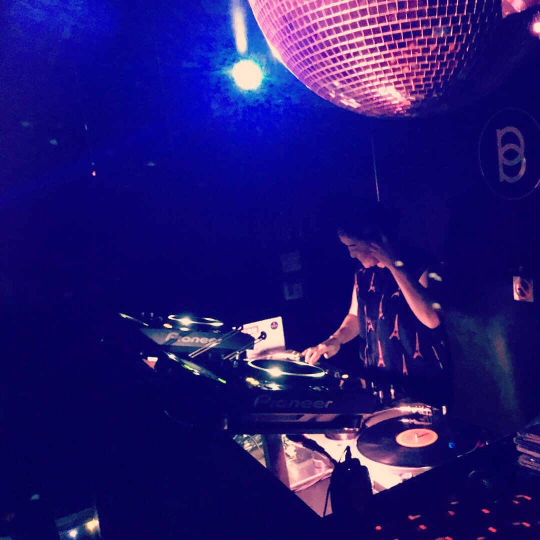 kinokoorchestra's tweet image. 涼フュージョンで暑気払い

🚿COOLGさん
🚿LADY-Kさん
🚿NOR-1さん
🚿loco2kitさん

#FusionColors