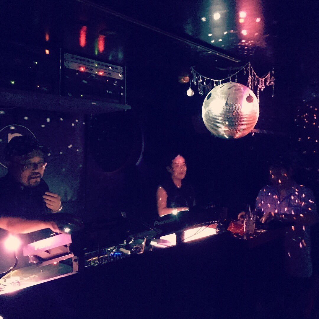 kinokoorchestra's tweet image. 涼フュージョンで暑気払い

🚿COOLGさん
🚿LADY-Kさん
🚿NOR-1さん
🚿loco2kitさん

#FusionColors