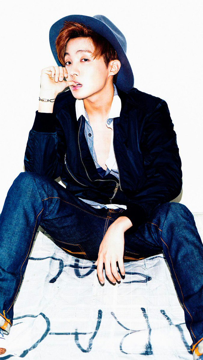 killerJunior018's tweet photo. Pues miren ... Yo nada me estoy robando las fotos xD 
Pero aquí dejo unas pa' que no me demanden(? 
@BTS_twt
#PicsPartyBTS https://t.co/r8VtTLpC2m