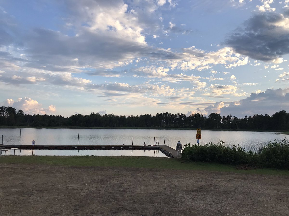Elchverleiher's tweet photo. Achtung, dieser Tweet könnte Spuren von #Seecontent, Schwimmen und guter Laune enthalten! https://t.co/aMwo2CHstz
