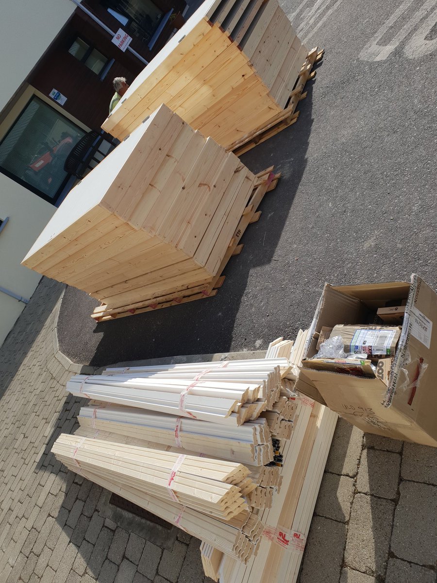 MurphyLarkin's tweet photo. Final delivery of our prehung Doors for today #tired #kinsale #door #prehung #doorsets https://t.co/FLzM4zgfim https://t.co/n6UfKP2dtk