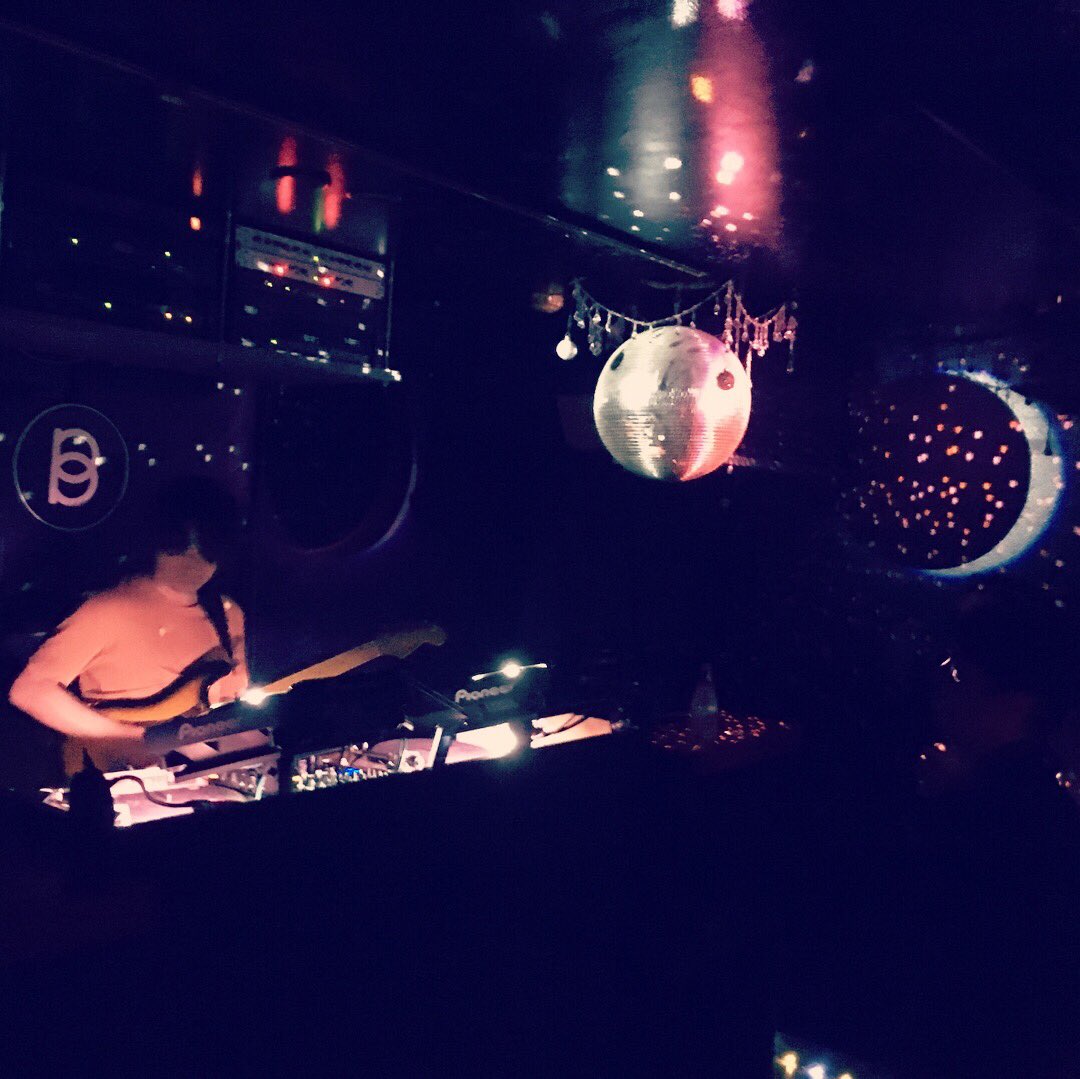 kinokoorchestra's tweet image. 夏のGuitar DJ KASHIFさん

今年も最高でした #FusionColors

👈2018年 2017年👉