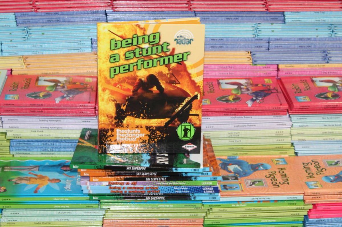 berniesbookbank's tweet photo. Please join us in thanking our incredible book pyramid sponsors! Every book donated to build the record-breaking book pyramid will be distributed to the at-risk Chicagoland children Bernie's Book Bank serves. #MeetMonday #BookPyramid #BooksForABetterLife https://t.co/grPLUMT9NK