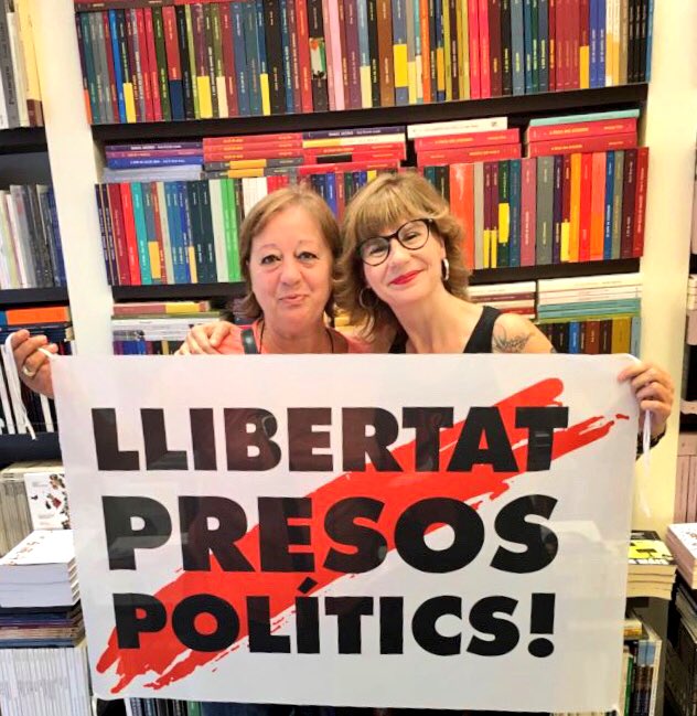 artaigael's tweet photo. La llibertat arriba a Vigo, @Cartabon_Libr companys de @CDRepublicaVic la llibertat està cada dia més a prop https://t.co/1kRmBHRpxY