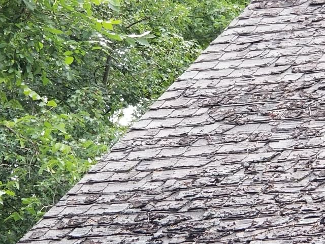 classicroofs's tweet image. Replace Failed Asphalt Roofing in Central Massachusetts #reroof #metalroof #asphalt classicmetalroofs.com/authors/replac…