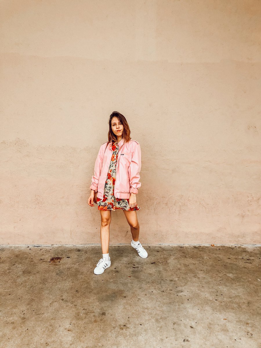 natlovesthat's tweet photo. Peachy 🍑 https://t.co/a6UWDum2ay