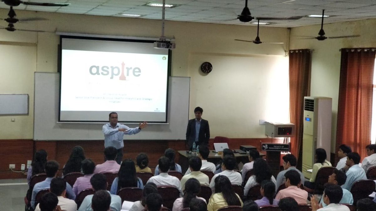 RILCampus's tweet photo. Here are the highlights from our leader Paritosh Anand's (@Anand1Paritosh ) energetic Aspire session at @FMS_Delhi 
Look forward to many such interesting sessions with our leaders! https://t.co/QL5FvF35Sr