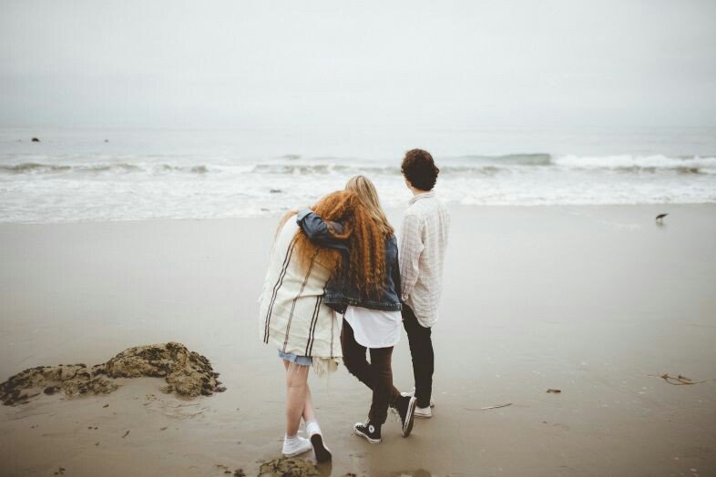 seventhwcasley's tweet photo. ❝—Hoy, más que nunca, doy gracias por teneros en mi vida. Feliz día de la amistad a los mejores amigos del mundo.❞ https://t.co/zr98v2wyh0