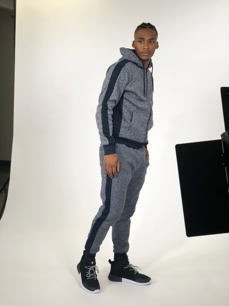 AAO_USA's tweet photo. Matching sets are 100% the way to go
.
.
.
#shopaao #shop #aao #shopping #clothes #mensfashion #fashion #style #inspo #like4like #f4f #pants #shirt #hi #model #photoshoot #matchingset #set #matching #tracksuit https://t.co/iYfss3lmEn