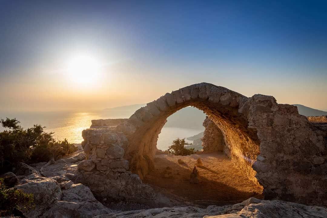 Lg4Outdoors's tweet image. Monolithos Castle at sunset #WexMondays #monolithos #monolithoscastle #rhodes #greece #rhodos #photography #photo #goldenhour #canon #canon1300d #landscape