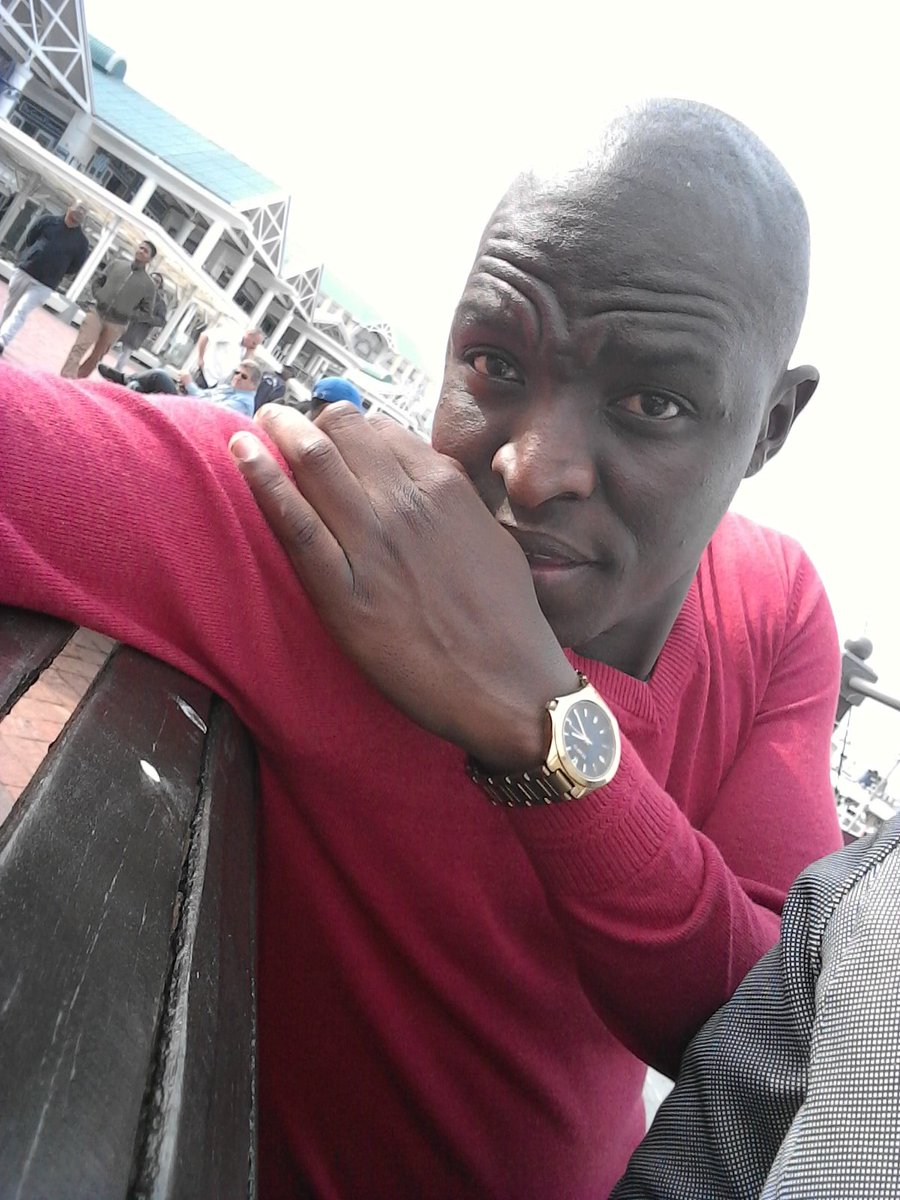 FSidinana's tweet image. Growing myself by Who I am not someone YOU want me TO be.. #SimpleThando #SimpleLive