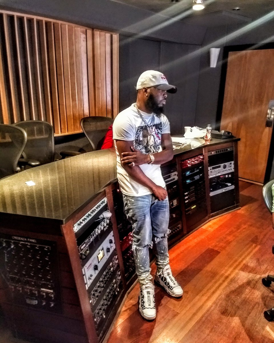 Marvolus1984's tweet image. #PatchwerkStudios #NoneBefore #SummerHateWinterLove