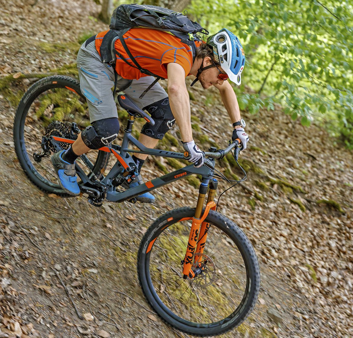 Direkt aus der Enduro-World-Series frisch in den Test:  Wie schlägt sich das neue 29"-Enduro der Oberpfälzer? Wir haben es für dich getestet: bit.ly/2lClG6r

Foto: Björn Hänssler