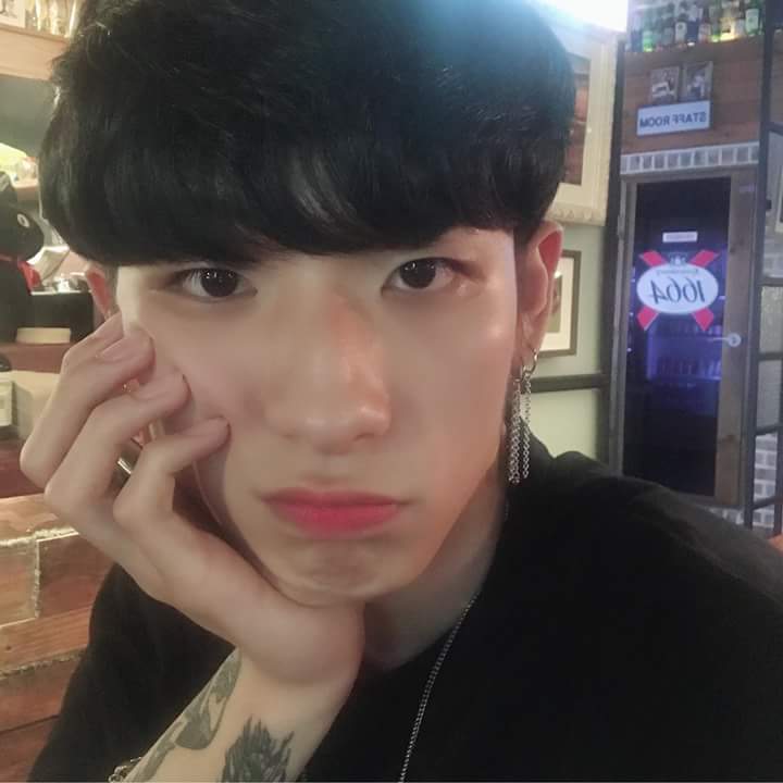 BOYFRIEND_twt's tweet photo. [#sanE] 점점더 수가 있습니다 ~ sleeping with my. https://t.co/jx8fdkBf91