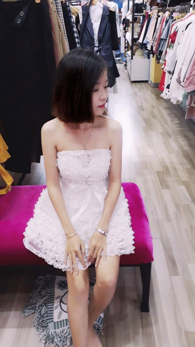 QucHong7's tweet photo. Tóc mới https://t.co/POjfvOp2w9