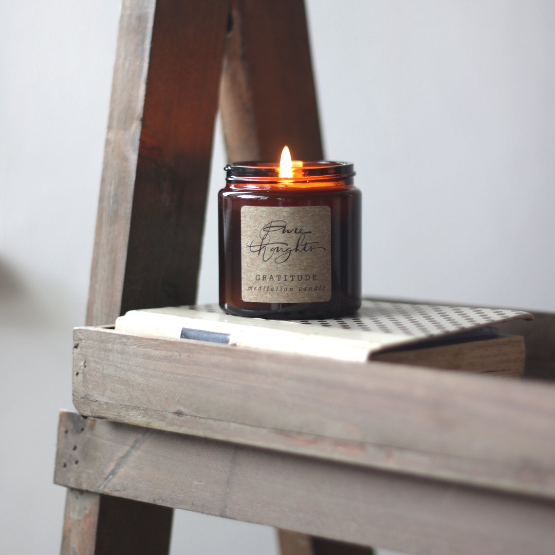 PureThoughts's tweet image. Giveaway! 🙌 We&apos;re celebrating #InternationalFriendshipDay with a special giveaway for you and a friend - it’s so simple to enter and you both could win a Gratitude Candle (worth £16 each) 💚 Enter here &amp;gt;&amp;gt; bit.ly/2LCS6xr