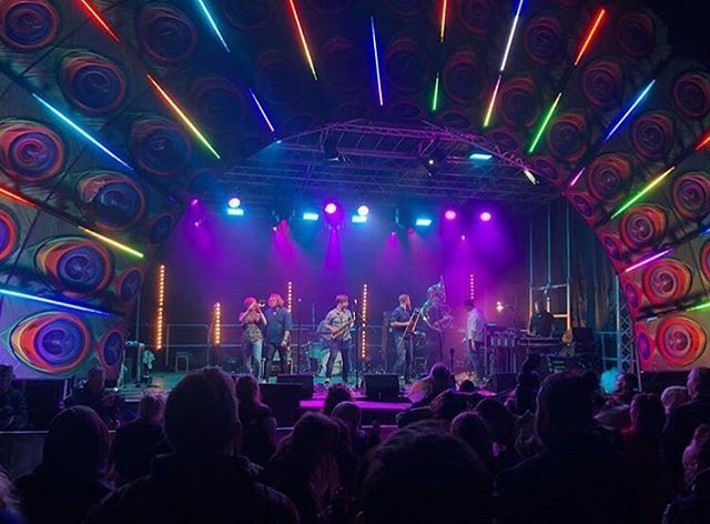 brokenbrass's tweet photo. Awesome stage at @knockanstockan yesterday! Photo by @rian456 Thanks! #knockanstockan #festival #blessington #lakes #fest #knockan #brass #music #ireland #horns #trombone #trumpet #sax #sous #tama #dpa #stage #festival #musicphoto #awesomestage https://t.co/dgvk5jvVej https://t.co/0ShDyQJDrd