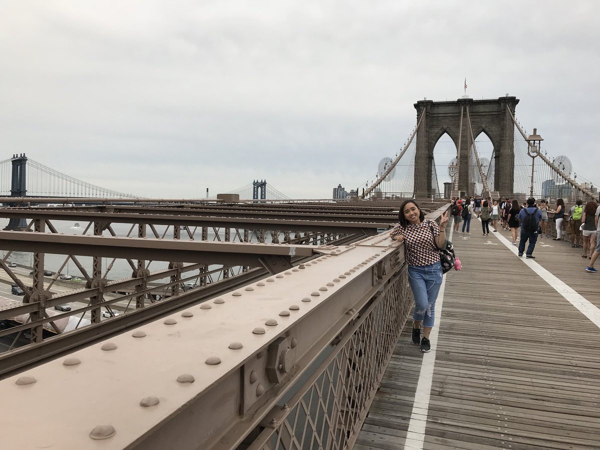 love_maez's tweet photo. Today I streamed Fake Love on the Brooklyn Bridge 💜
@BTS_twt https://t.co/D8E4sOACMP