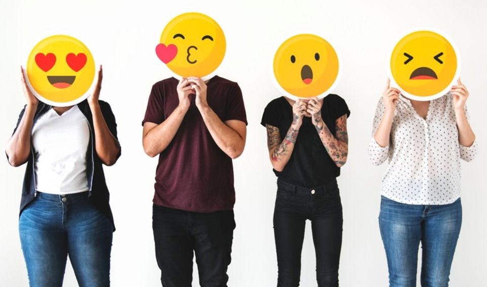 UnboundMG's tweet photo. Using Emoji In Mobile Messaging Campaigns: 3 Quick Tips From Marketing Leaders https://t.co/IuyJfvRzy7 https://t.co/chaQBN1JUi