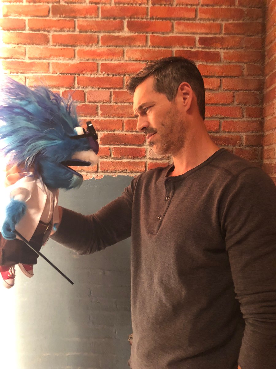 Eddie and Mr. Smartums don’t really see eye to eye!