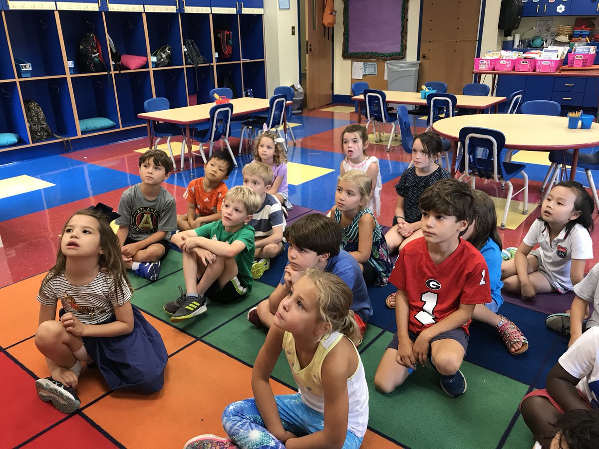 trinityatlcamp's tweet image. Listen to the story! Can you make a Text to Self connection? #trinitylearns