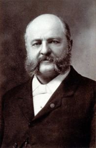 A moral panic spread about dime novels, whipped up by newspapers whose owners were pals w/Capital and by that indefatigable asshole Anthony Comstock ( https://en.wikipedia.org/wiki/Anthony_Comstock) whose 1883 book TRAPS FOR THE YOUNG directly linked the dime novels to juvenile crime & violence. 30/?