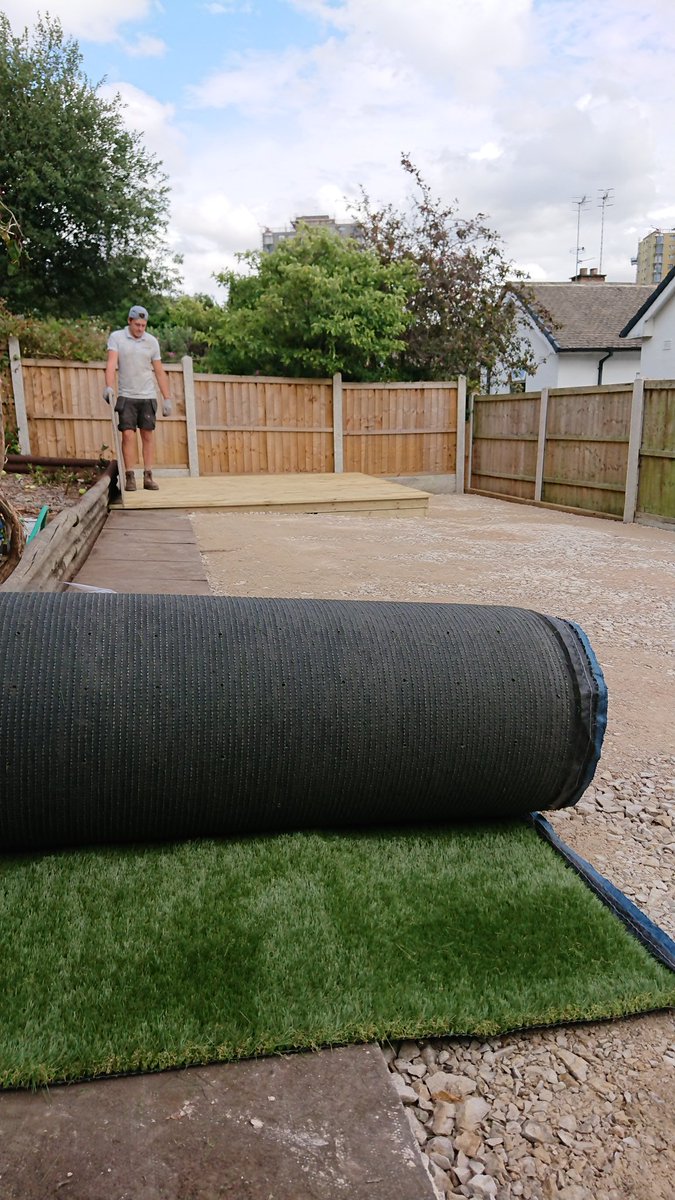 GandJLandscapes's tweet image. Big thank you to Sophie @Selectgrass for the amazing service today.. I called to place the order then the delivery van pulled up.!! Top class 👍 Also thanks to delivery guys for helping carry it around the back 👏 #nottingham #Landscaping #artificialgrass gandjlandscapes.co.uk