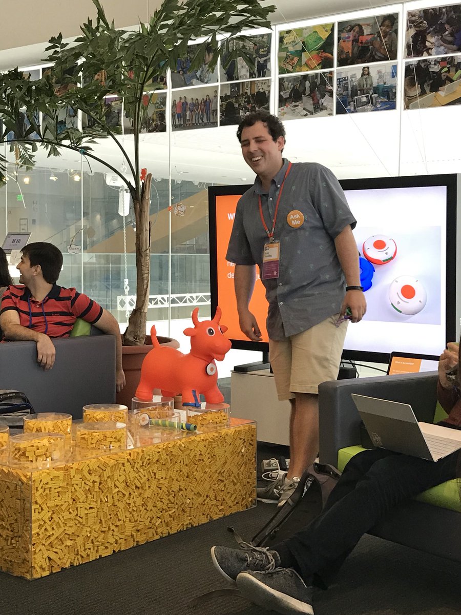 Sproutive's tweet image. Recap in pictures of my first day at #ScratchMIT2018 last Thursay