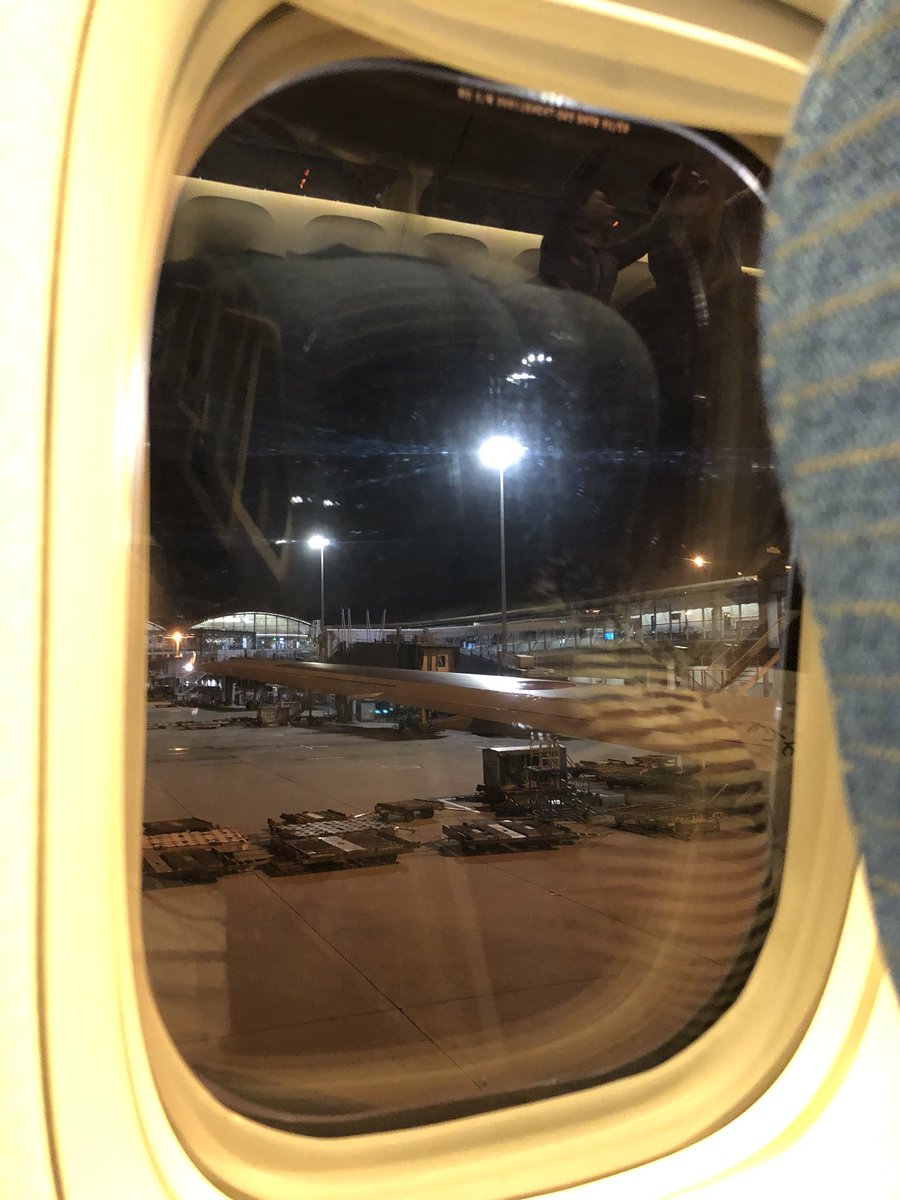 lina_cclays's tweet photo. 日本に帰ります!
飛行機飛びます!
朝から仕事なのでいったん寝ます!
ではまた!
きっと絶対、香港、また来ますので!
#cp05 #しーくれいす
C-CLAYS , 你仲想再黎過!!
好有趣!!多謝! https://t.co/3HZqYKyMax