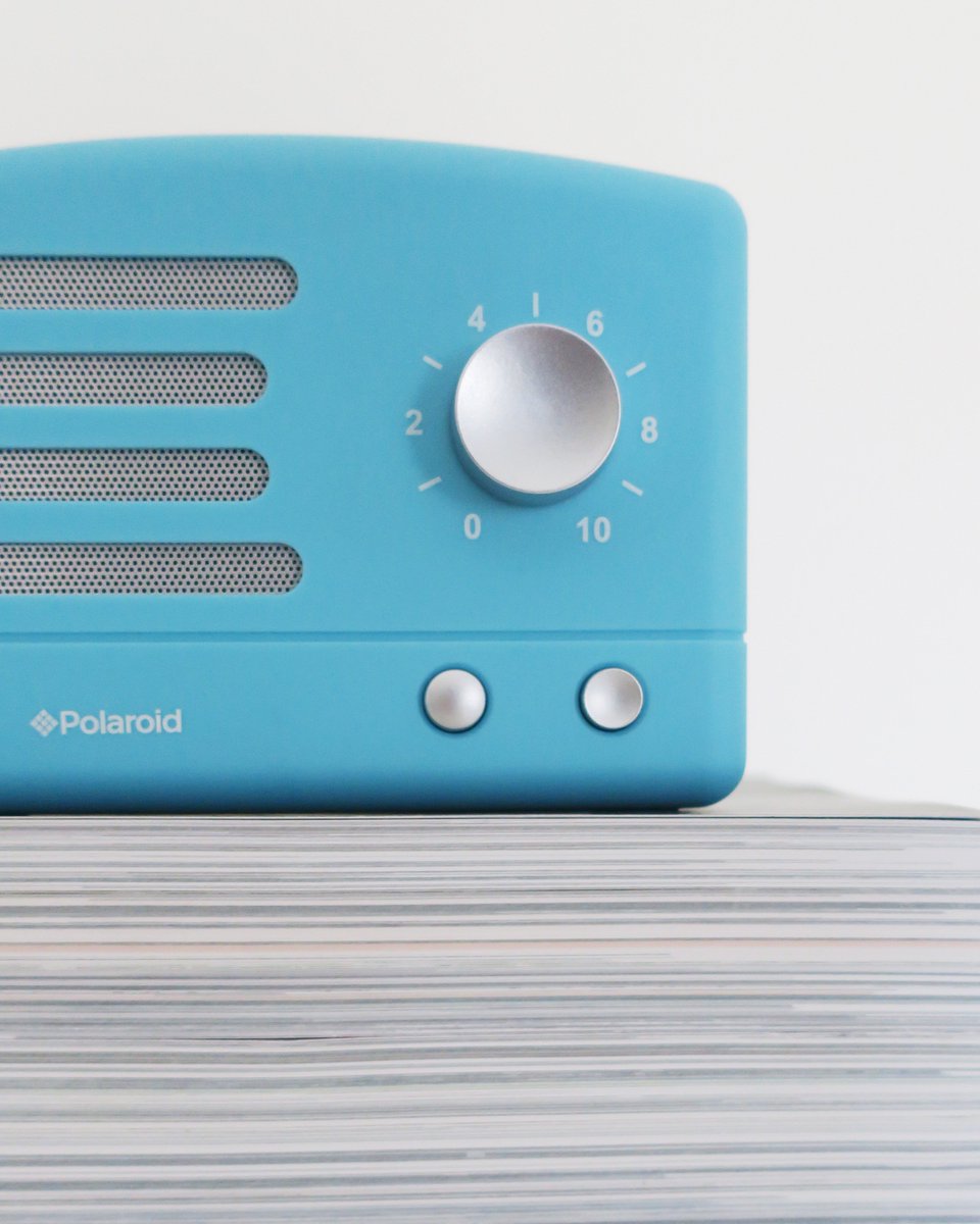 polaroid retro speaker
