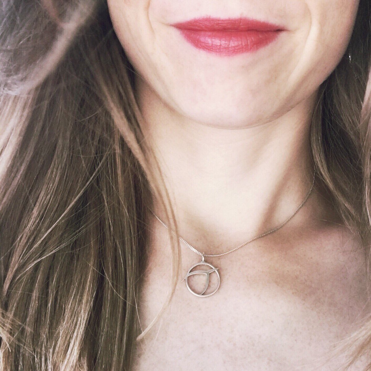 IPUORG's tweet image. “Your jewelry introduces you before you even speak” so don’t be invisible and put your friendly face on atheism with the Invisible Pink Unicorn Pendant.

Shop at invisiblepinkunicorn.com

#atheism #atheist #ipusymbol #ipujewelry #dontbeinvisible