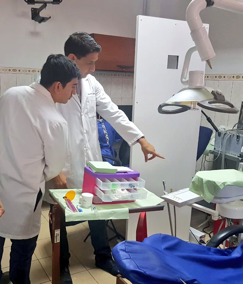 randradecar's tweet photo. En el C.E. Letamendi 🏥 arrancamos la semana realizando nuestro recorrido por toda la unidad, verificando el buen funcionamiento de equipos médicos. Enfocados en mejorar y brindar una atención profesional y de calidez para nuestros queridos afiliados. #IESSCuidaTuSalud @IESSec https://t.co/KgTShnKAUM