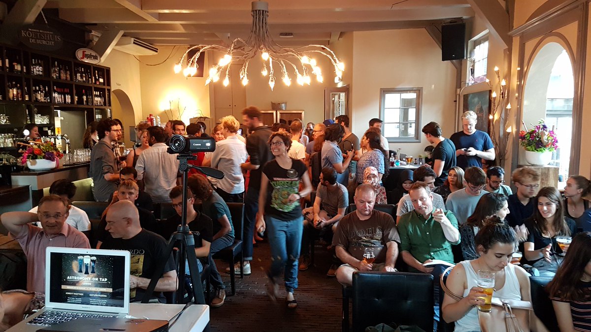T-5 minutes and people our getting used to the new room, quickly making their way to the bar! #AoTLeiden #astronomyontap