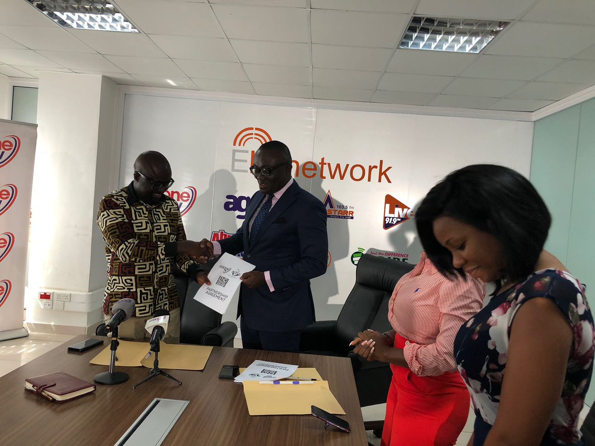 TheRealBolaRay's tweet photo. DEAL SEALED WITH THE NATIONAL YOUTH AUTHORITY. END TRAMADOL ABUSE CAMPAIGN @GHOneTV https://t.co/oCUDT2N3VR