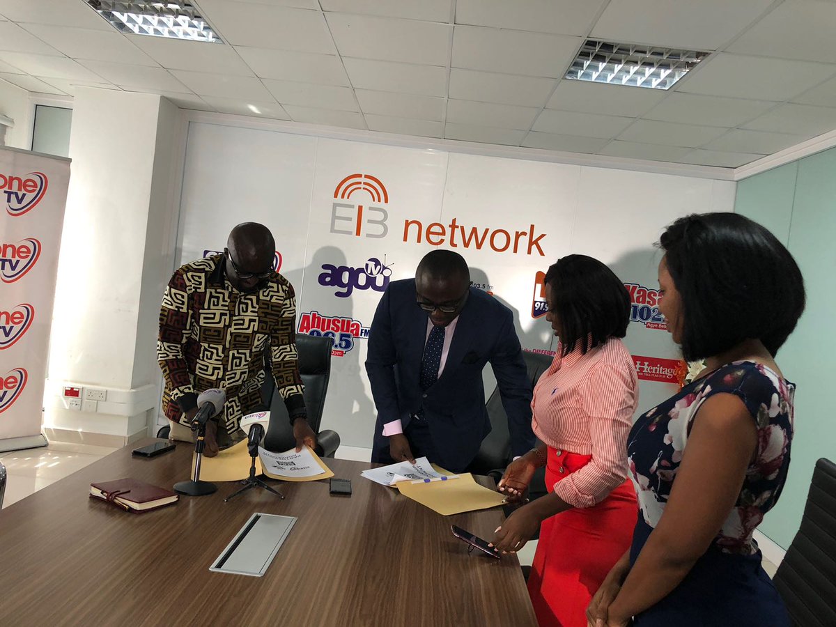 TheRealBolaRay's tweet photo. DEAL SEALED WITH THE NATIONAL YOUTH AUTHORITY. END TRAMADOL ABUSE CAMPAIGN @GHOneTV https://t.co/oCUDT2N3VR