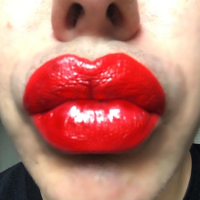 Happy international lipstick day to everyone!!! Feel the power in your lips always!!! #happylipstickday #lipstick #lips #redlips #ilovelips #mylips #makeup #ilovemakeup #makeupartist #internationalmakeupartist #makeupmiami ift.tt/2AvHvyO
