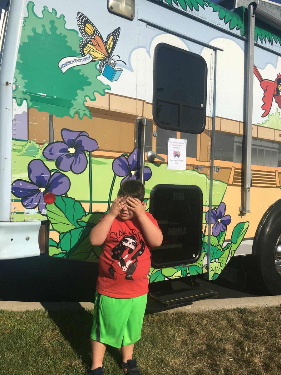 AngelineHansena's tweet photo. #ISpyBKM18 Nathan found the bookmobile st the ice cream social! https://t.co/e6ZNIHE8yW