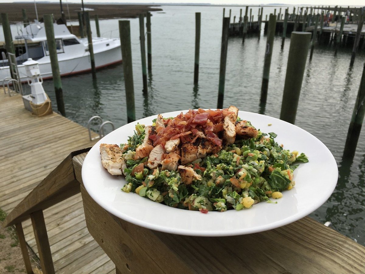 Ihrestaurant's tweet photo. No Monday blues here! 😊
.
.
.
#IslandHouseRestaurant #Marina #WachapreagueVA #Virginia #Food #Fun #MondayMotivation https://t.co/lchGf0c3yz