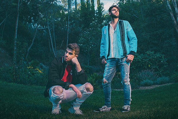 idolator's tweet photo. .@TheChainsmokers reunite with @emilywarrennnn on "Side Effects," their best single of 2018: https://t.co/9d5g6RxUNp https://t.co/wKraoIoNfl
