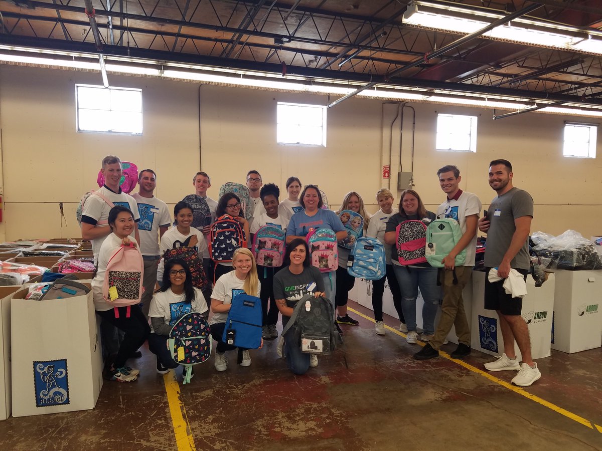 UKGInc's tweet photo. Kronites in Indy recently helped sort through over 20,000 items for the #IndyBackpackAttack! The supplies will be delivered to local public & chartered schools. #GiveInspired https://t.co/7cmZka7osZ